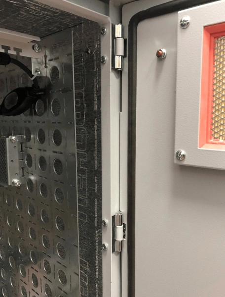 Шкаф коммутационный ЦМО (ШТВ-Н-12.6.3-4ААА-Т1) настенный 12U 620x330мм пер.дв.металл несъемн.бок.пан. 150кг серый 220мм сталь нержавеющая уличный с вентилятором с нагревателем 150Вт