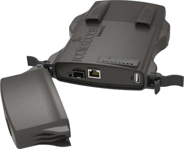 Точка доступа MikroTik NetMetal 5 (RB922UAGS-5HPACD-NM) AC900 10/100/1000BASE-TX черный
