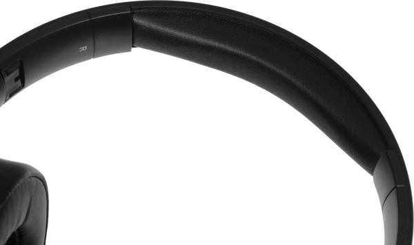 Гарнитура накладные Defender FreeMotion B690 черный беспроводные bluetooth накладные (63690)