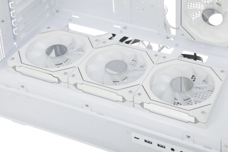 Корпус Formula Crystal Z8 FLOE белый без БП ATX 3x120mm 5x140mm 1xUSB2.0 1xUSB3.0 1xUSB3.1 audio bott PSU